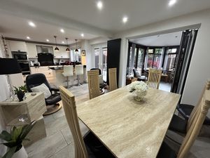 Photo 11- click for photo gallery